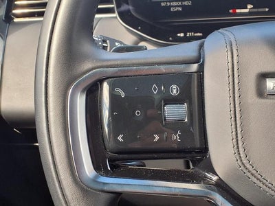 2025 Land Rover Range Rover Sport SE