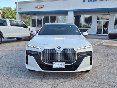 2025 BMW 7 Series 740i