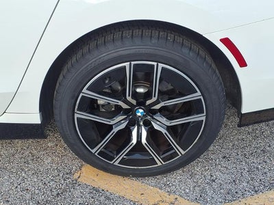 2025 BMW 7 Series 740i