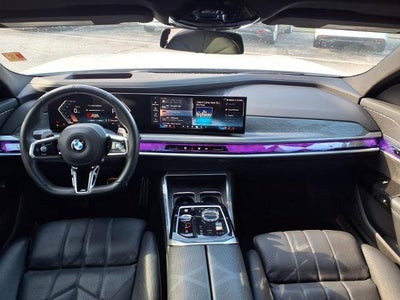 2025 BMW 7 Series 740i