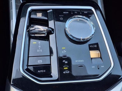 2025 BMW 7 Series 740i