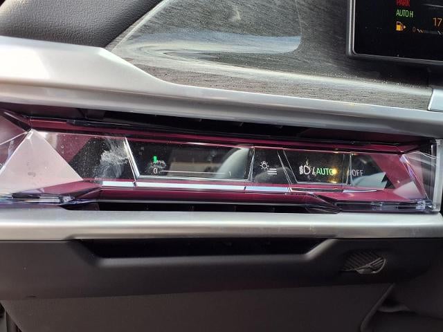2025 BMW 7 Series 740i
