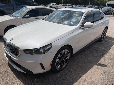 2024 BMW 530i 530i