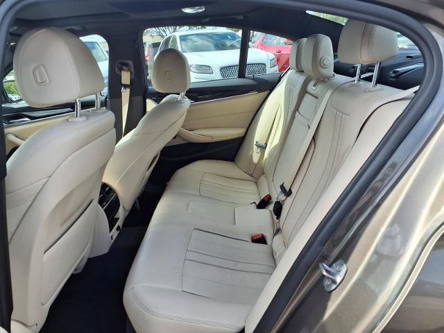 2019 BMW 540i 540i