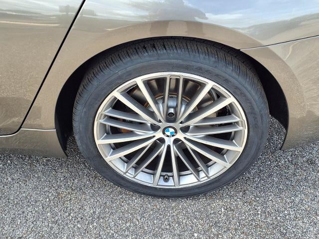 2019 BMW 540i 540i