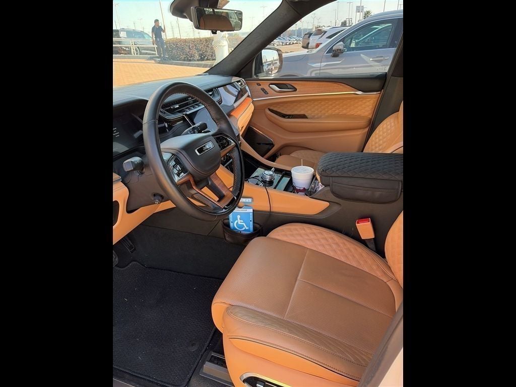 2023 Jeep Grand Cherokee Summit