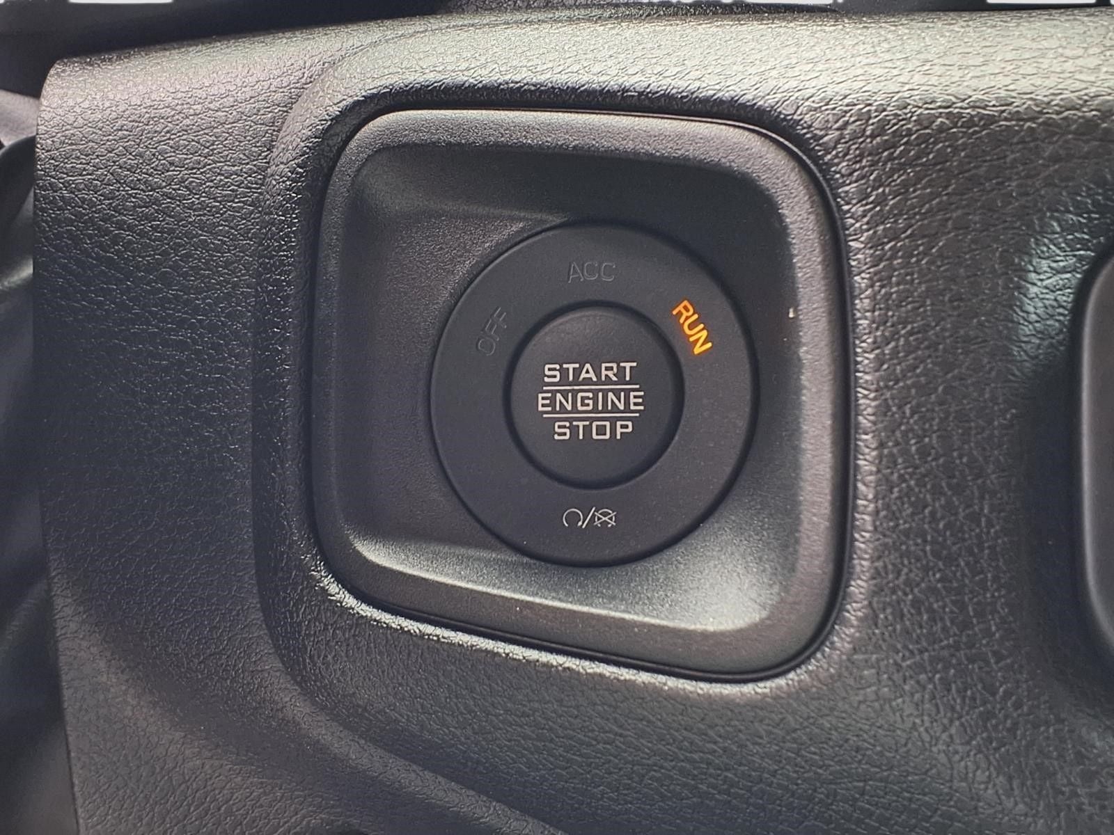 2024 Jeep Gladiator Sport