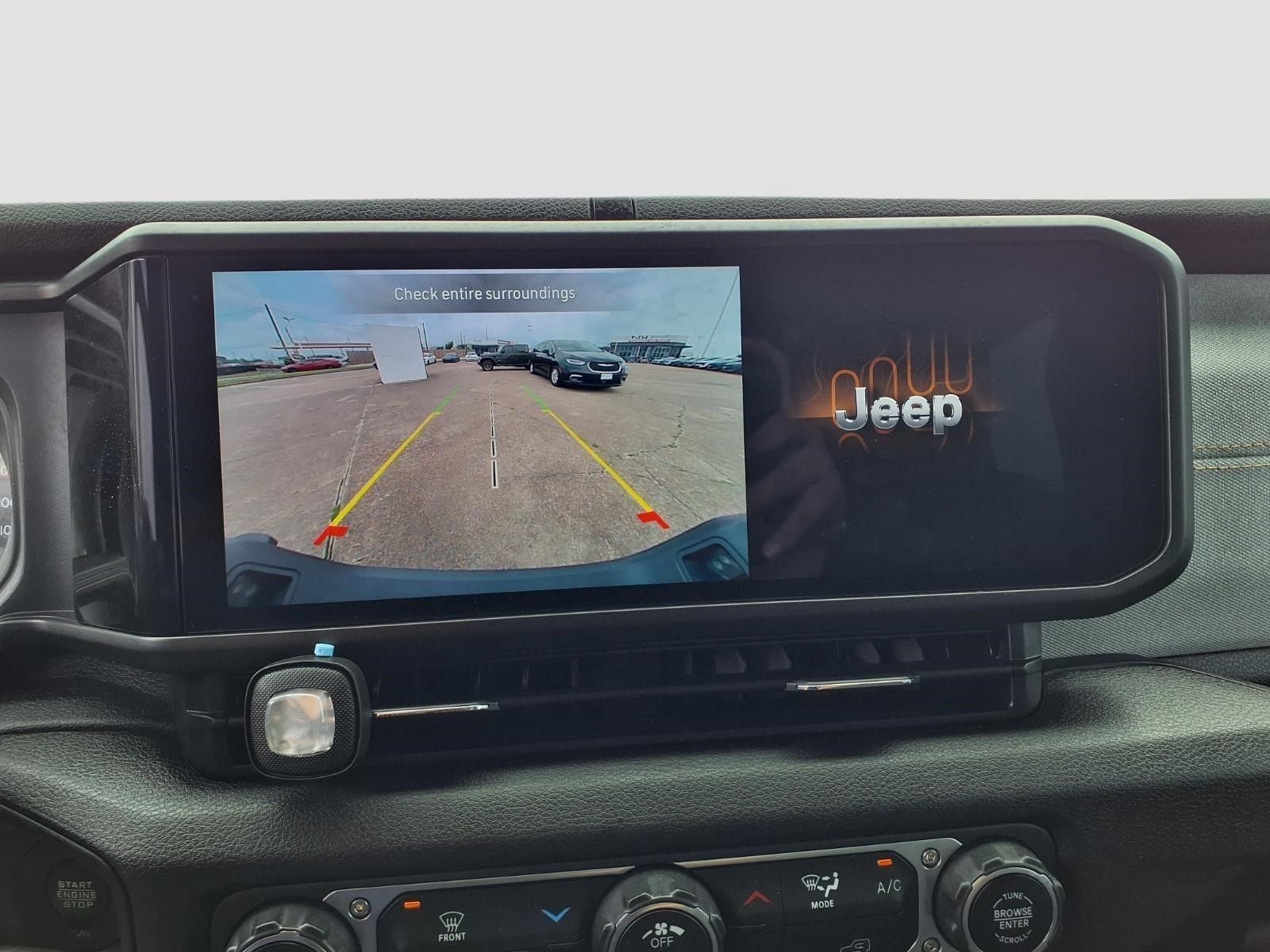 2024 Jeep Gladiator Sport