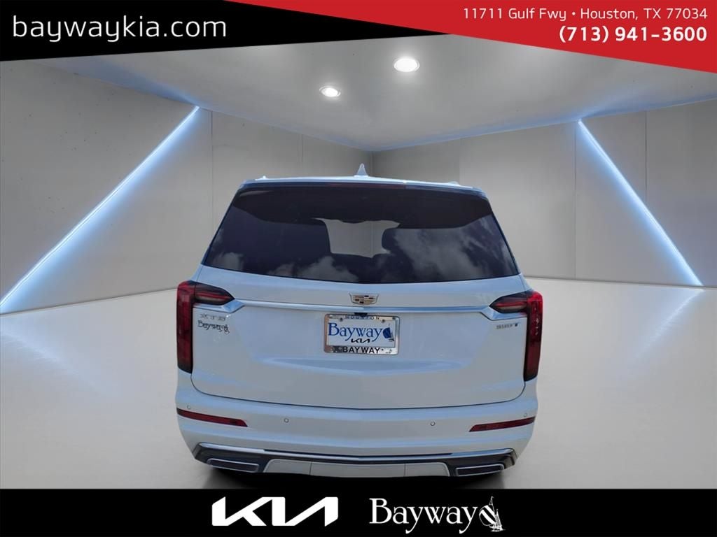2023 Cadillac XT6 Luxury