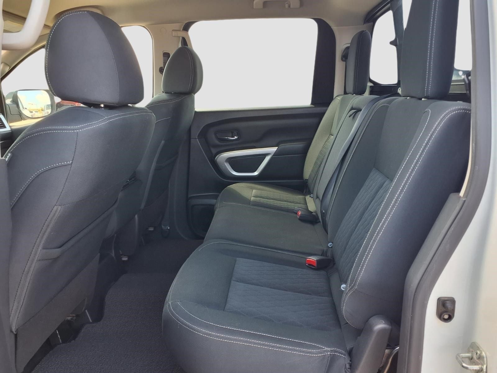 2019 Nissan Titan SV