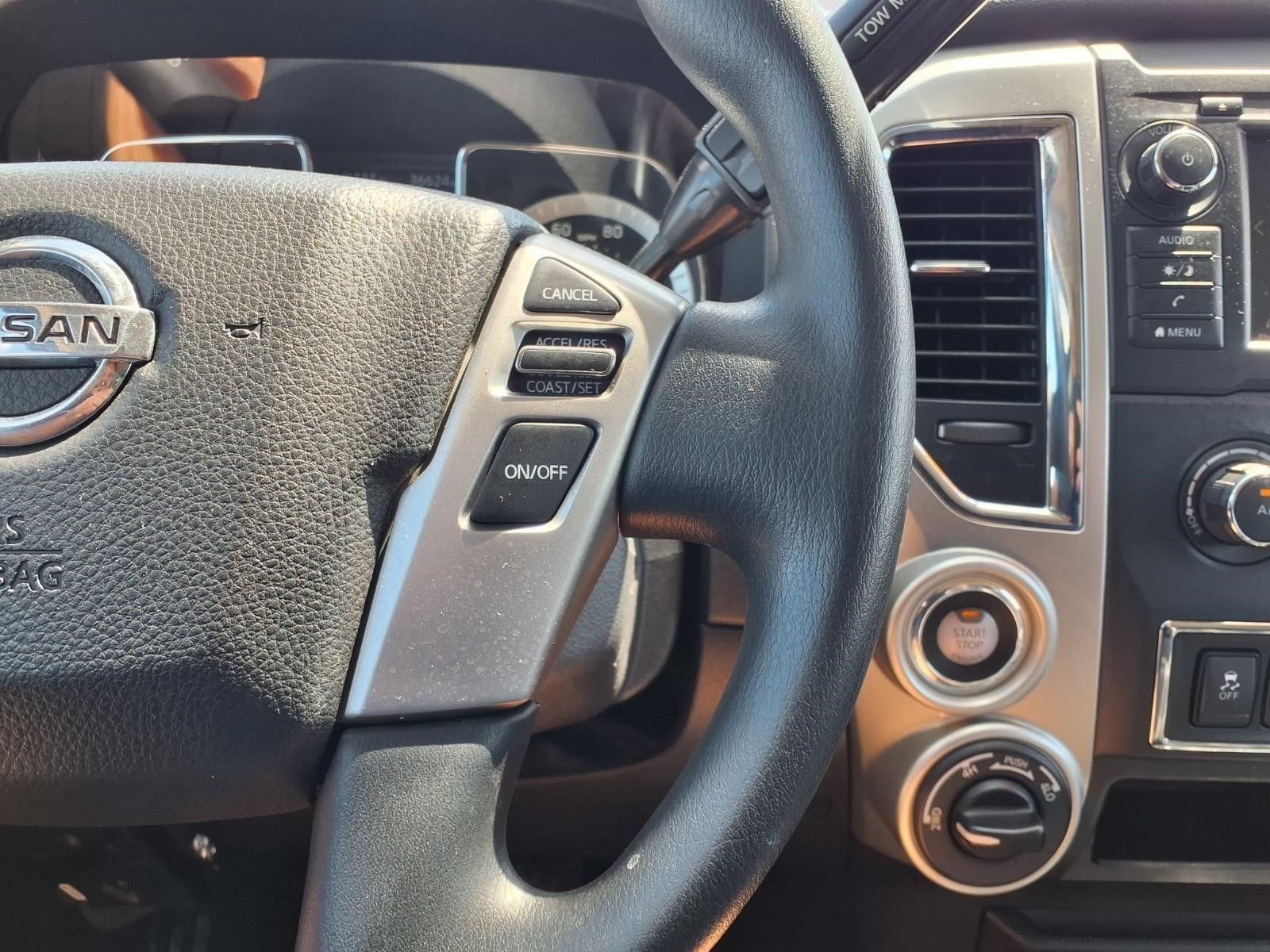2019 Nissan Titan SV