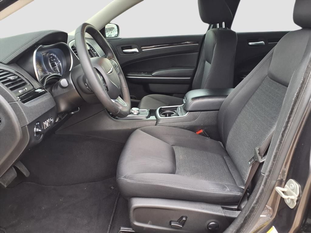 2023 Chrysler 300 Touring