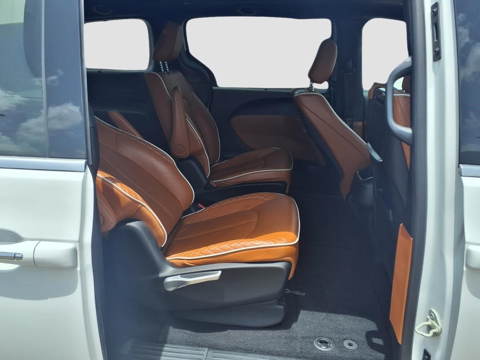 2024 Chrysler Pacifica Pinnacle