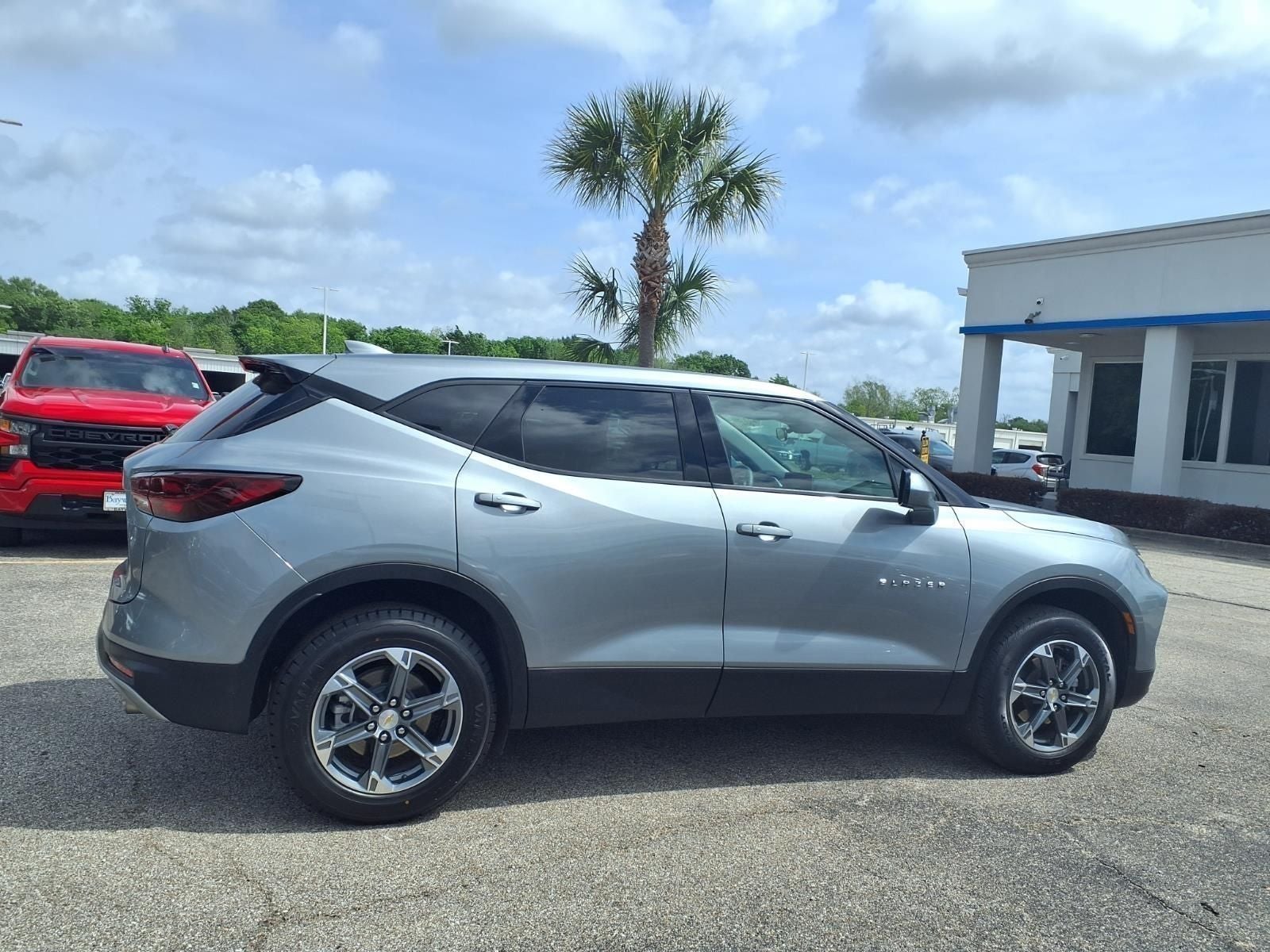 2025 Chevrolet Blazer LT