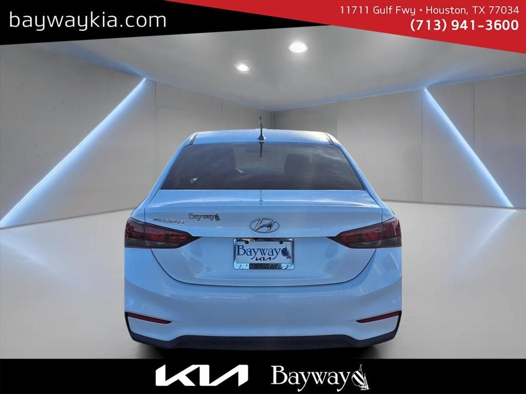 2022 Hyundai Accent SE