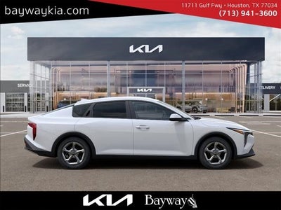 2026 Kia K4 LXS