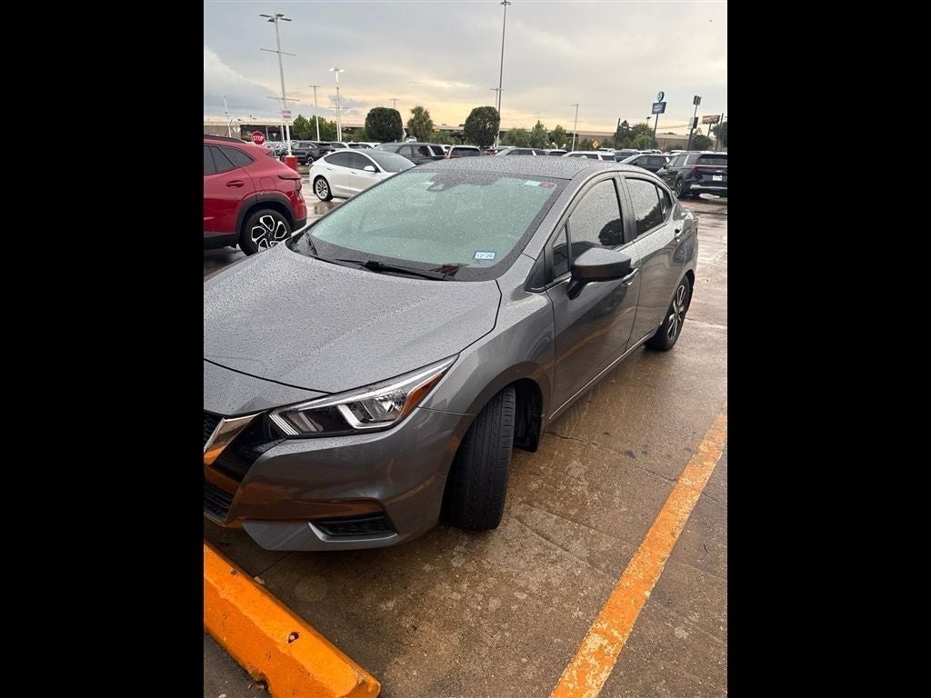 2022 Nissan Versa 1.6 SV