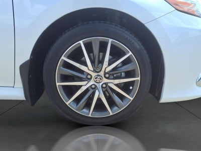 2022 Toyota Camry Hybrid XLE