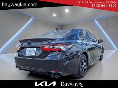 2022 Toyota Camry Base