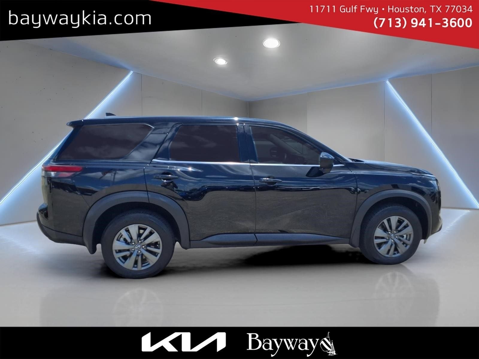2024 Nissan Pathfinder S