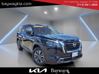 2024 Nissan Pathfinder S