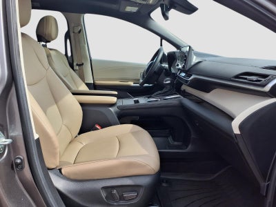 2024 Toyota Sienna XLE 7 Passenger