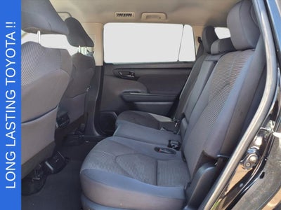 2024 Toyota Highlander LE