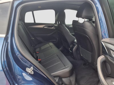2024 BMW X4 xDrive30i