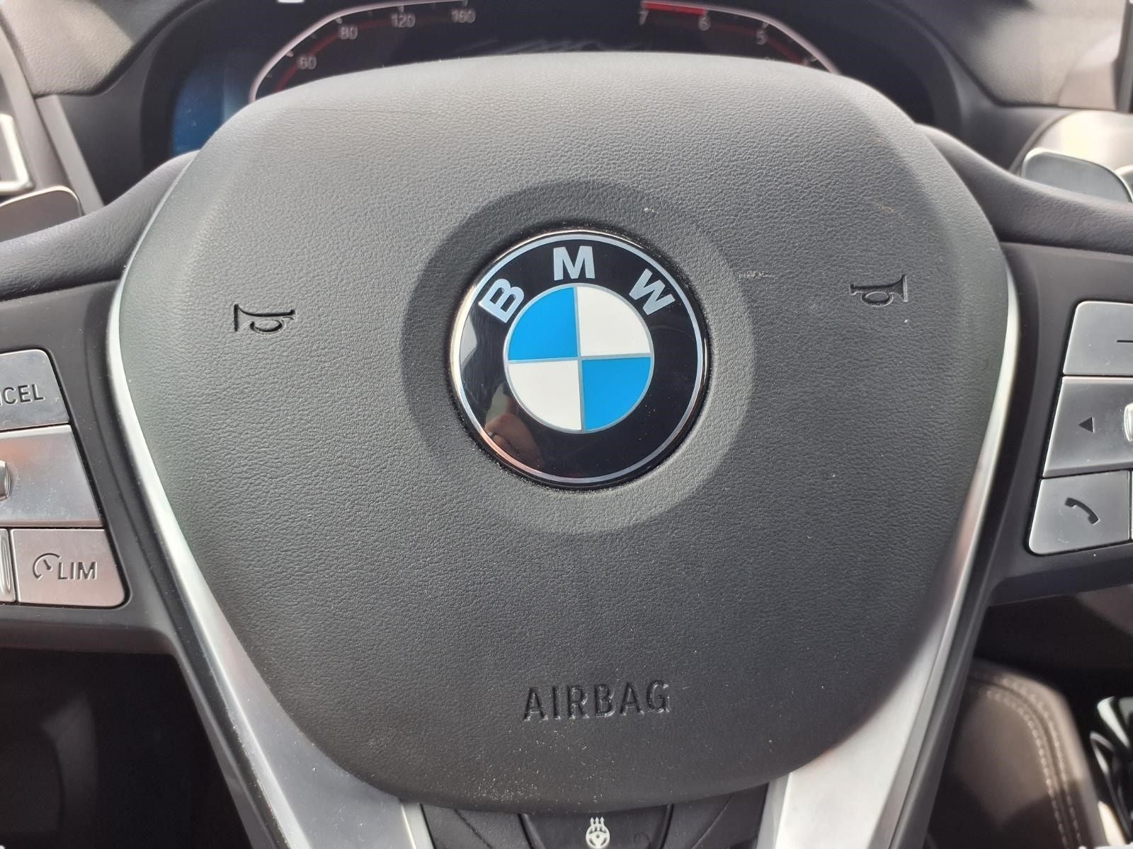 2024 BMW X4 xDrive30i