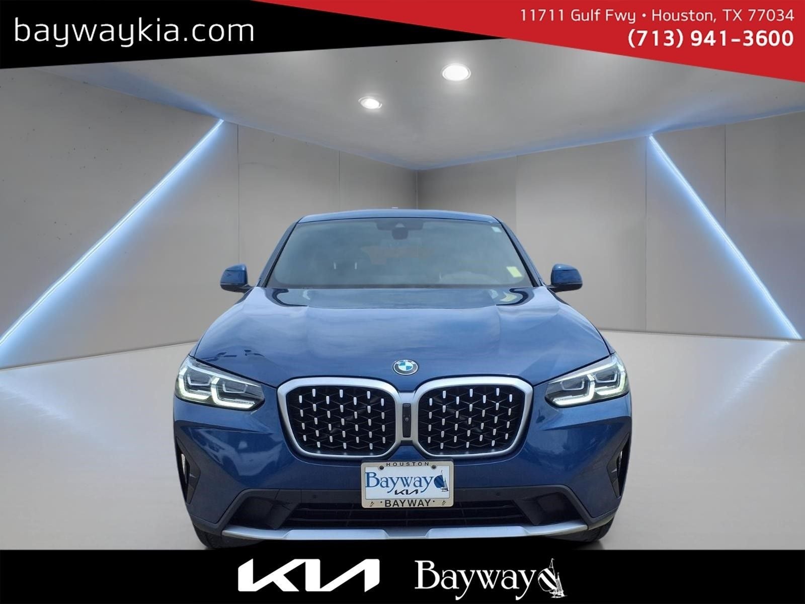 2024 BMW X4 xDrive30i