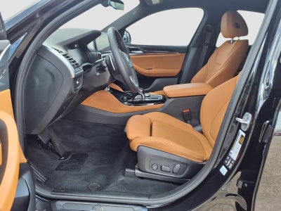 2025 BMW X4 xDrive30i
