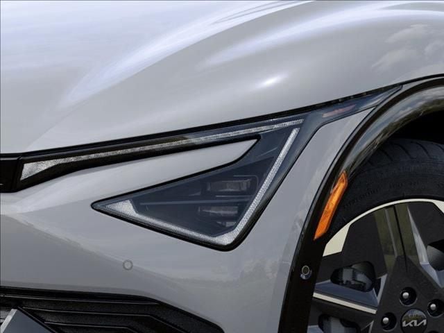 2025 Kia EV6 Light