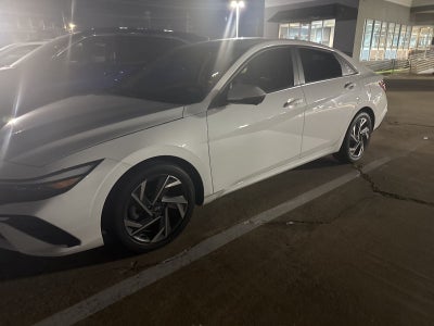 2024 Hyundai Elantra Limited