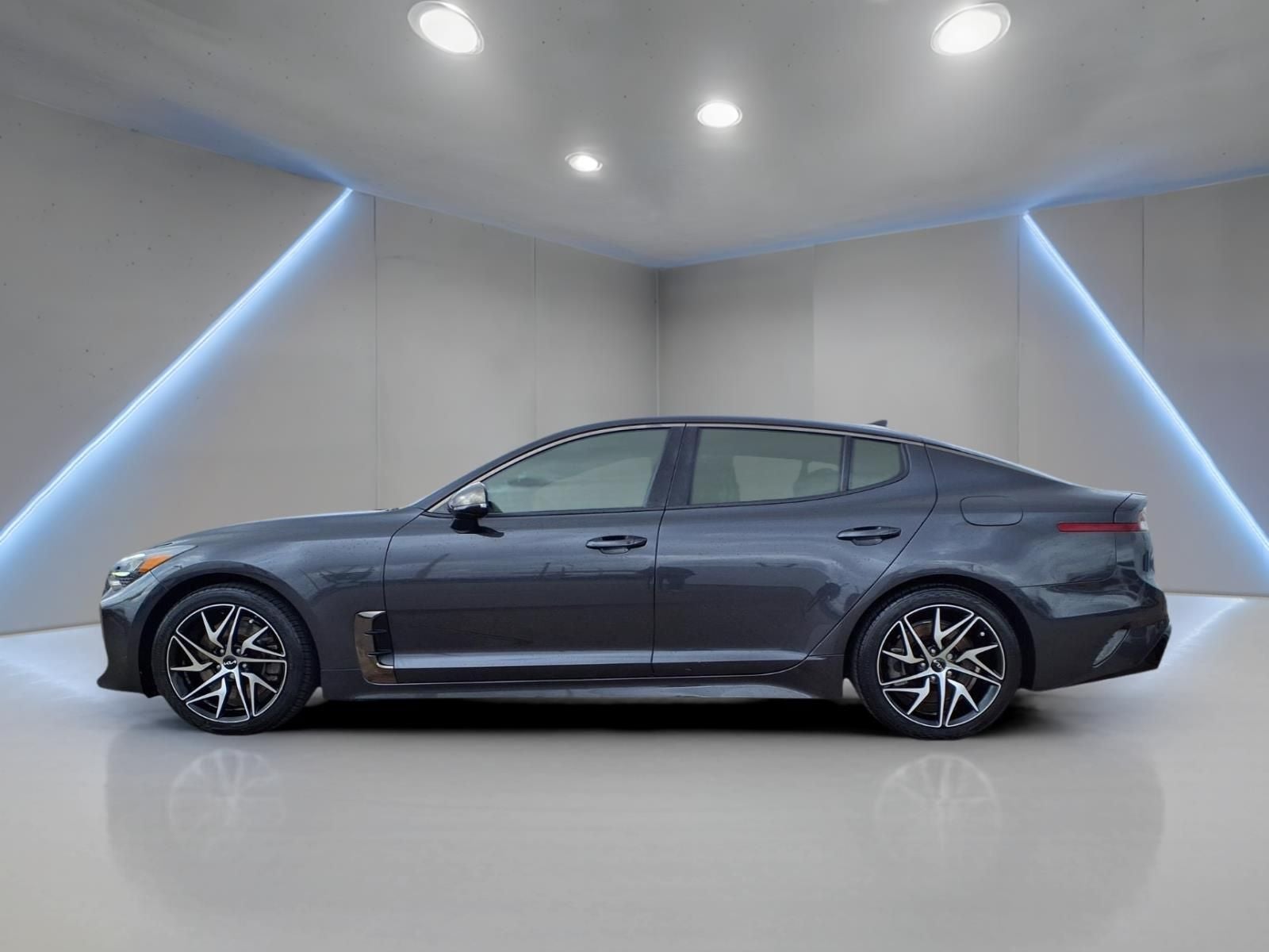 2022 Kia Stinger GT-Line