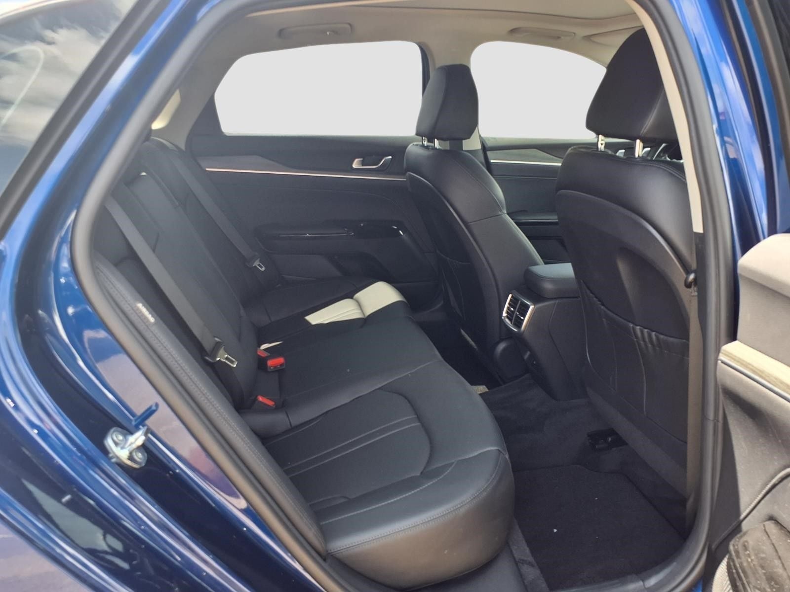 2025 Kia K5 EX