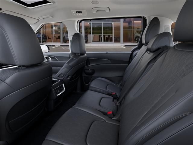2026 Kia Carnival Base