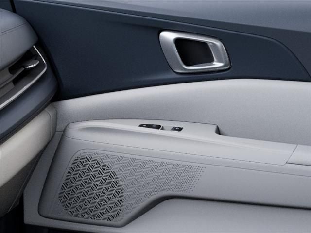 2026 Kia Carnival Hybrid Base