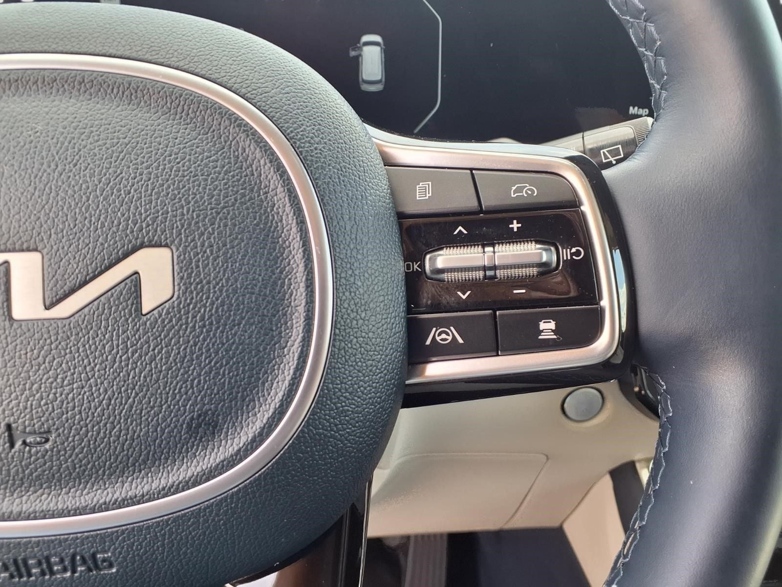 2025 Kia Carnival Hybrid SX