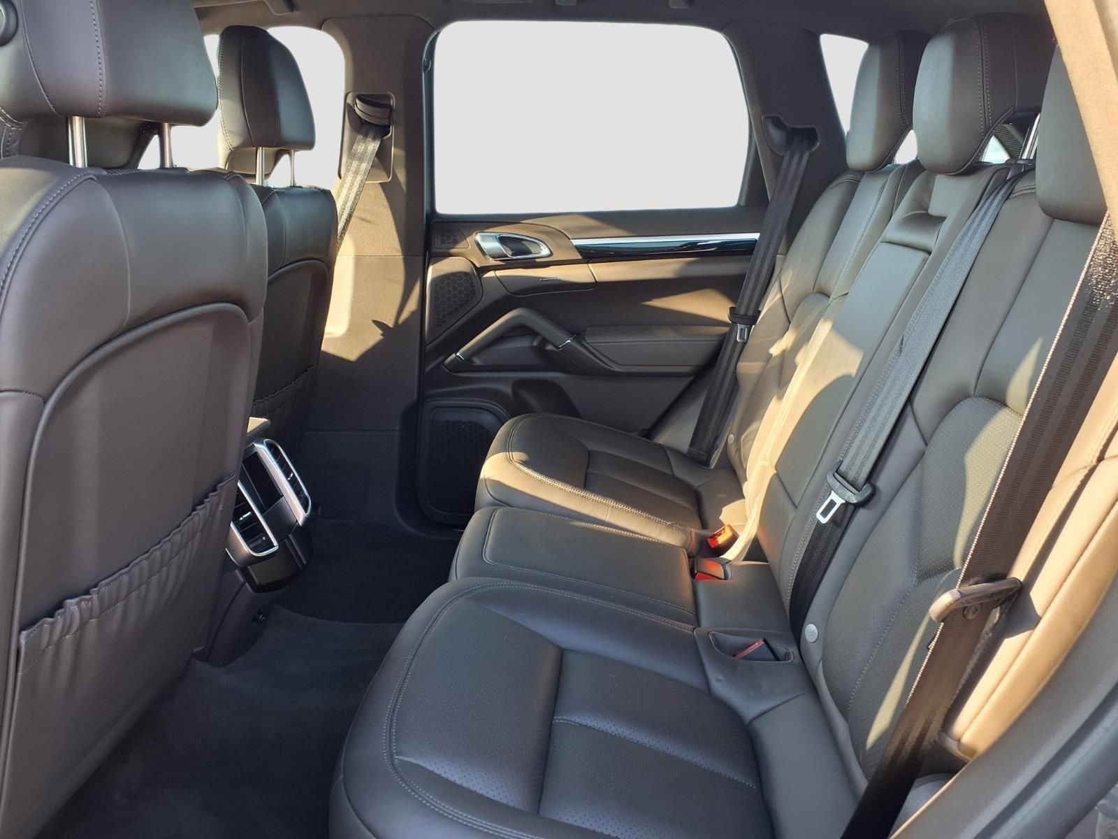 2017 Porsche Cayenne Base