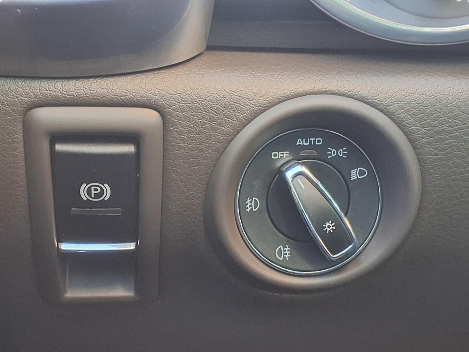 2017 Porsche Cayenne Base