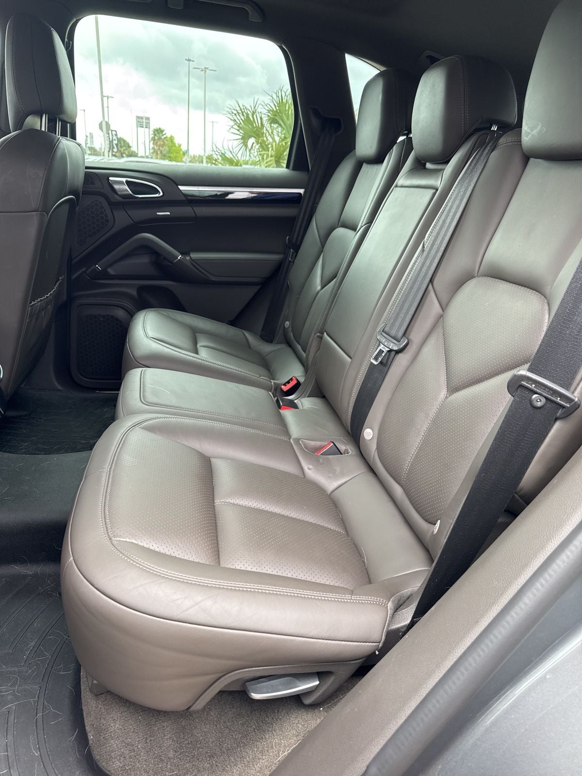 2017 Porsche Cayenne Base