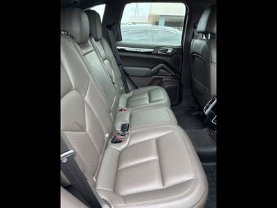 2017 Porsche Cayenne Base